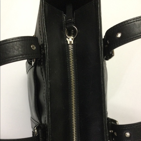 Coach Leather Hampton Bag - Picture 5 of 11